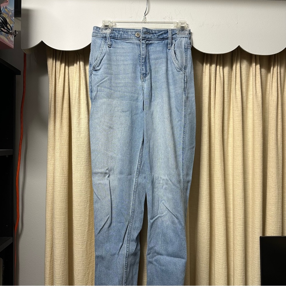 Ultra High Rise Mom Jeans